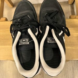 Men’s Converse Size 10.5
